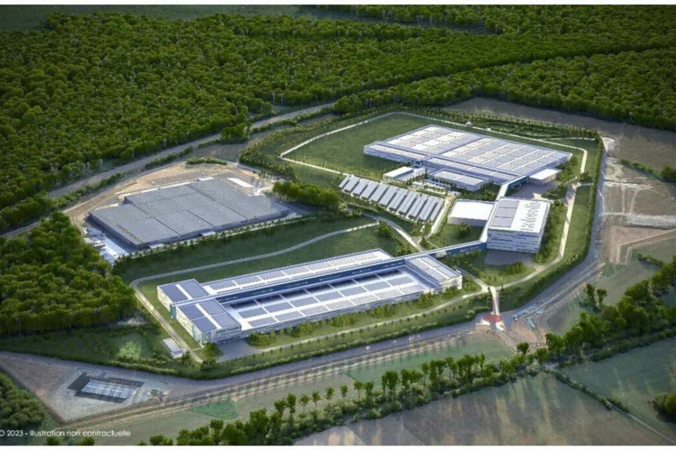 future-usine-photovoltaique-a-hambach-devant-nous-se-profile-la-3e-revolution-industrielle-1695718809.jpg